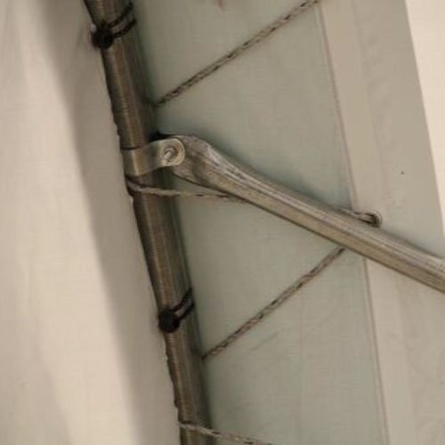   Šator za skladište osnovne kvalitete, bele boje, dimenzija 6 x 12,8 x 3,66 m (polukružnog oblika)